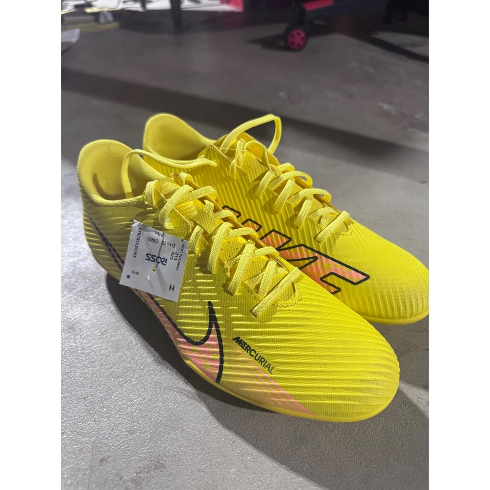 Nike Mercurial Vapor 15 Club MG Soccer Cleats Yellow Pink Size 9.5